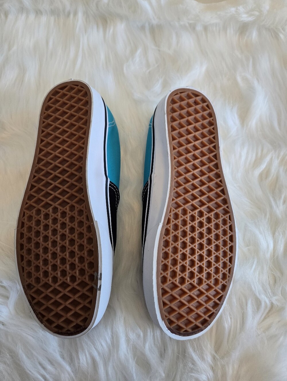 Vans Black & Teal Low Top Canvas Sneaker Shoe Laceup– Women’s 8 / Men’s 6.5 - Picture 4 of 5